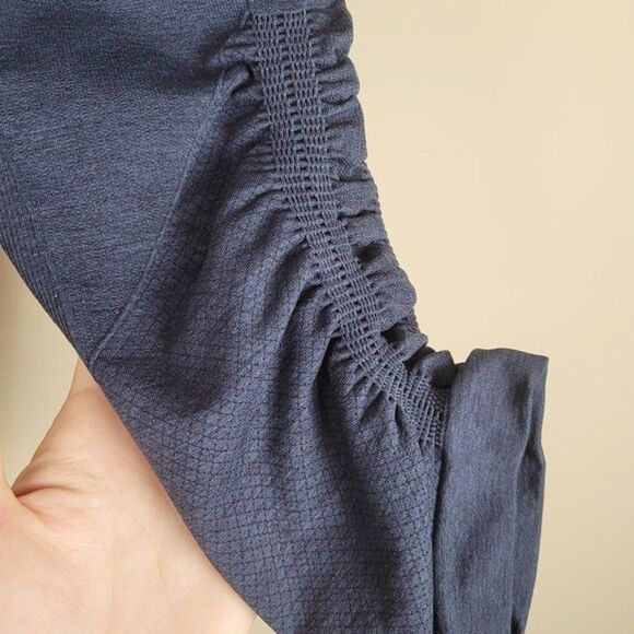 Lululemon Size 4 In The Flow Crop Seamless Leggings Inkwell Navy Blue - Picture 8 of 12